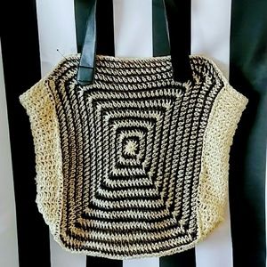 Geometric Design Woven Straw Tote